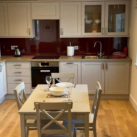 Kingfisher Cottage, Port O Tay Пітлохрі Екстер'єр фото